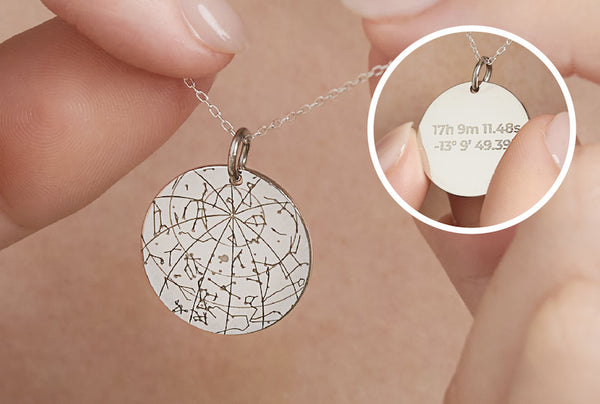 Collier personnalisable en argent 925 gravé avec carte céleste